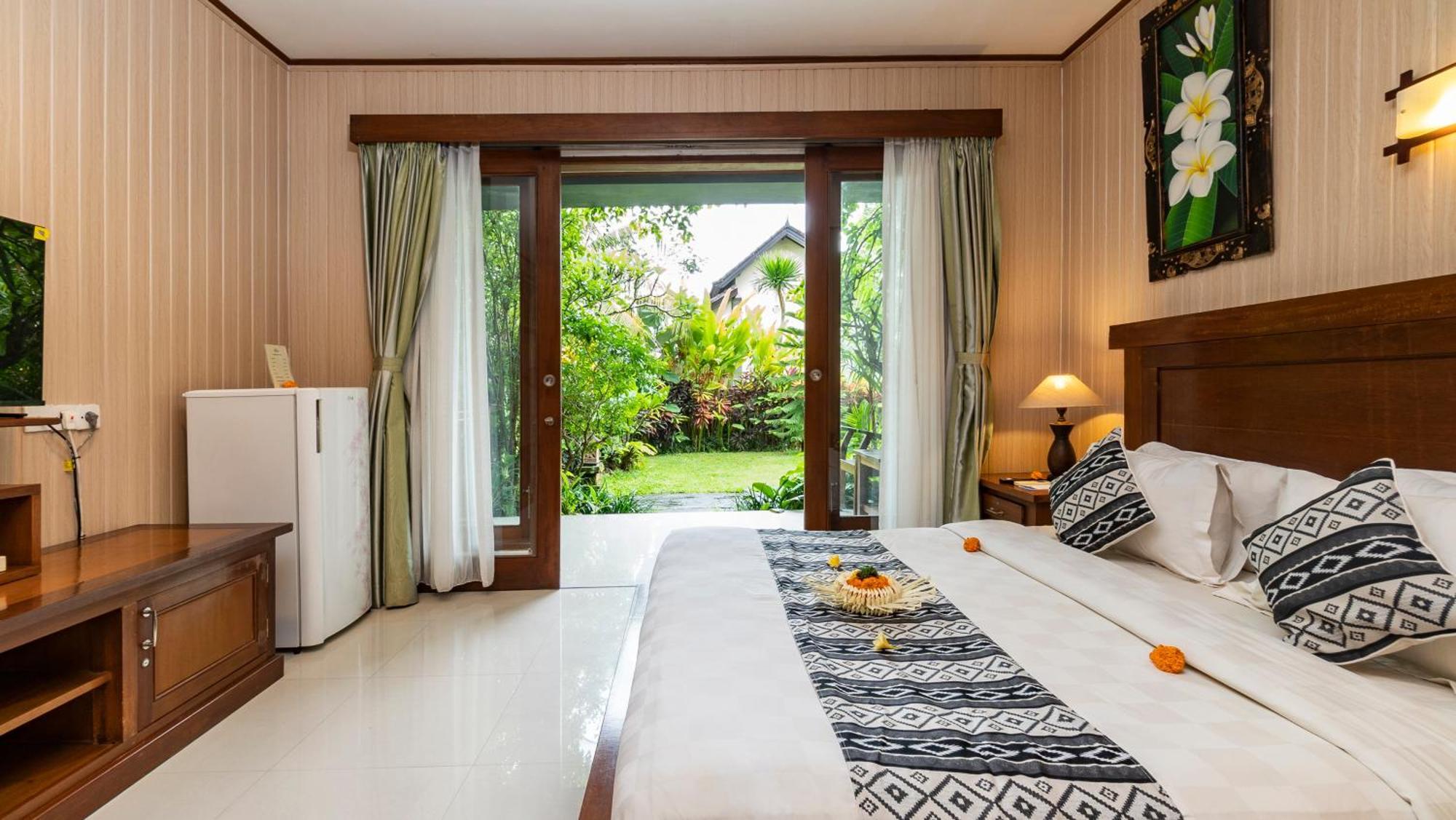 Gita Maha Ubud Hotel By Mahaputra-Chse Certified Exteriör bild
